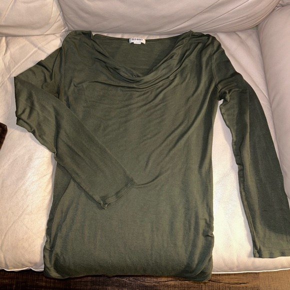 Green Sweater - Picture 3 of 5